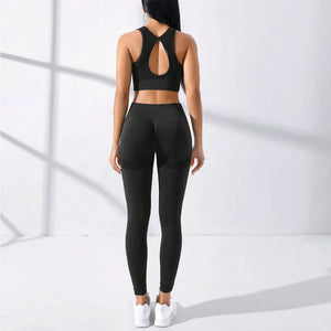 black yoga top and leggings set